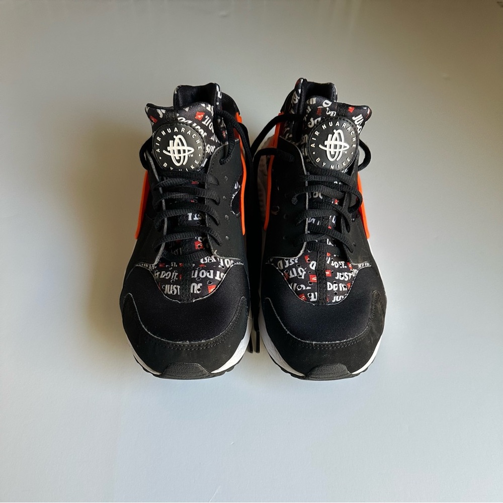 Nike Black & Orange Just Do It Huarache - Picture 5 of 7